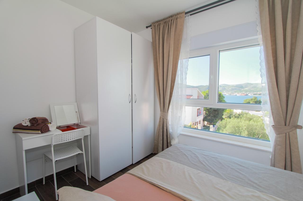 Apartment Iva Trogir Exterior photo